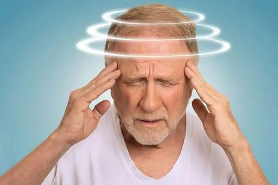 جراحی دیسک گردن در تهران | دکتر خلیل کُملاخ 6 از دست دادن تعادل یا کنترل حرکات